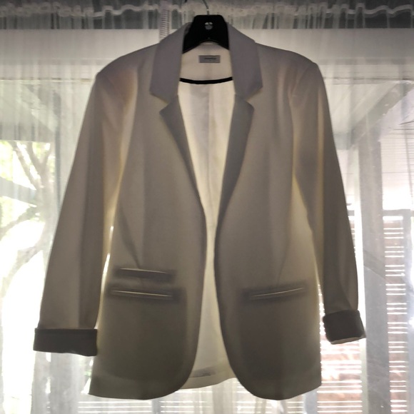 White Blazer - Picture 3 of 4